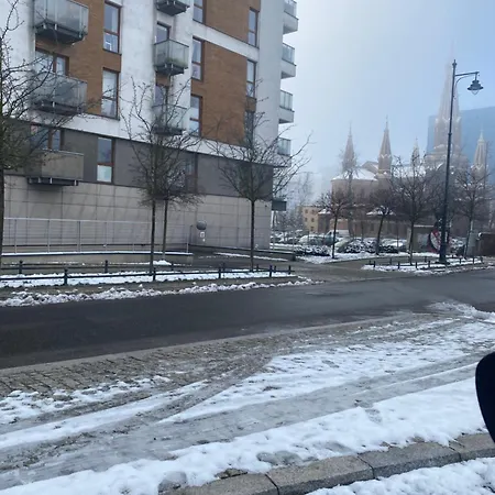 Host Kilinskiego 121c